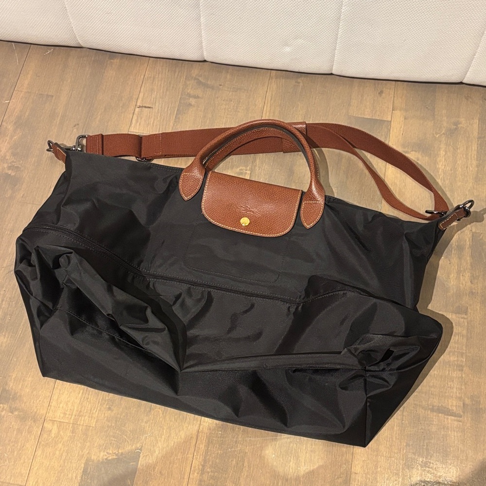 Longchamp pliage travel bag black
